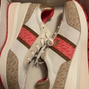 Micheal Kors Sneakers Like New Size 10